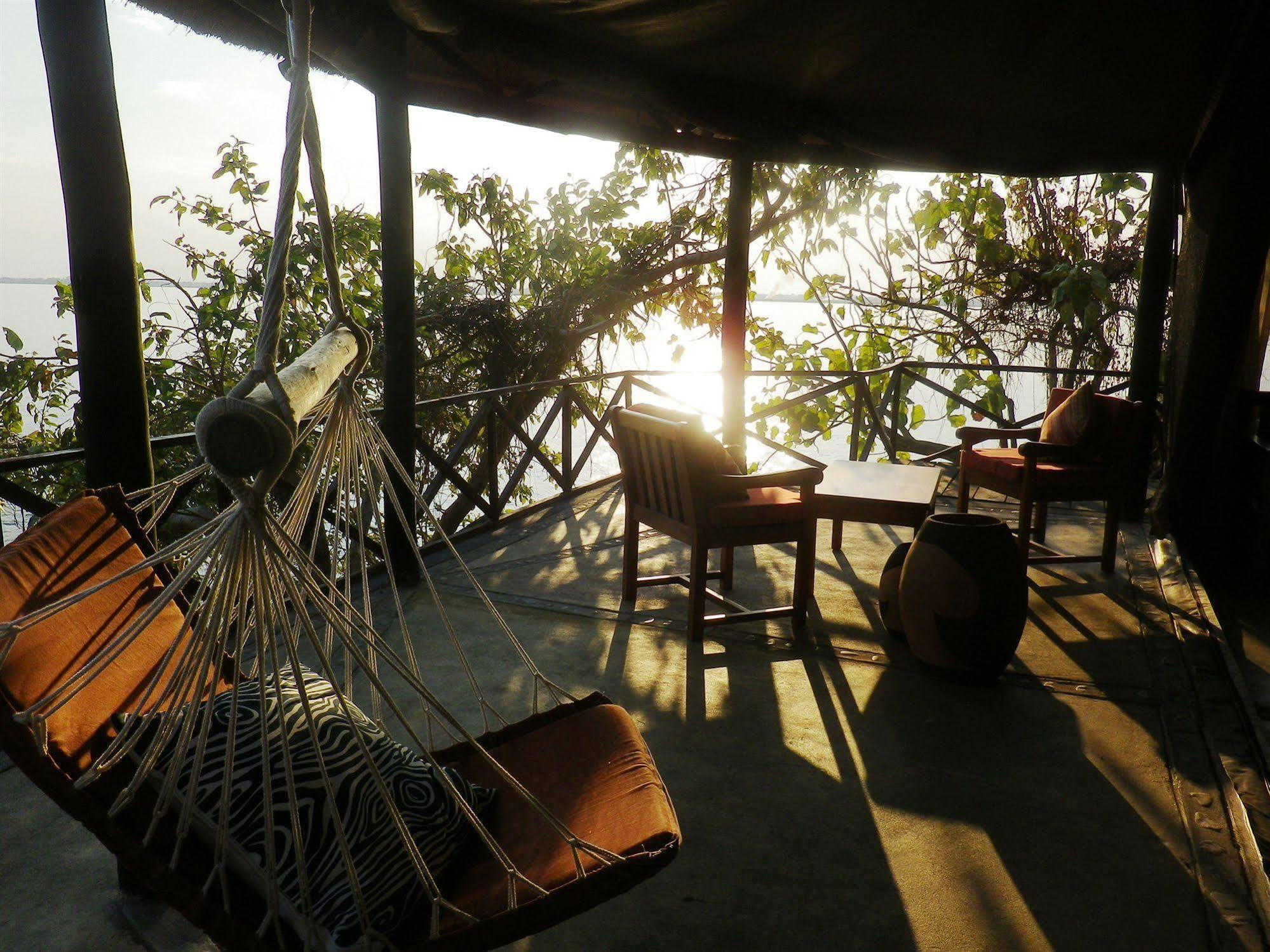 Blue Zebra Island Lodge Senga Exterior photo