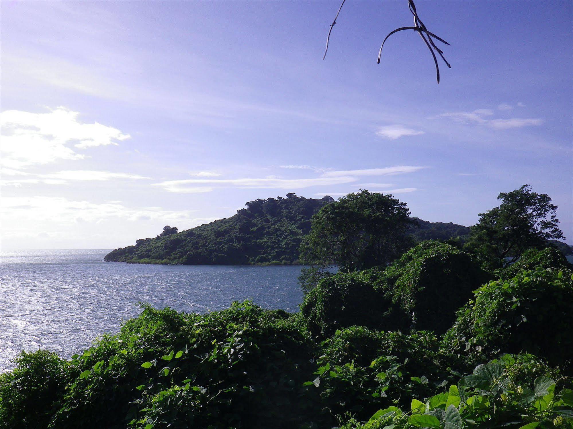 Blue Zebra Island Lodge Senga Exterior photo